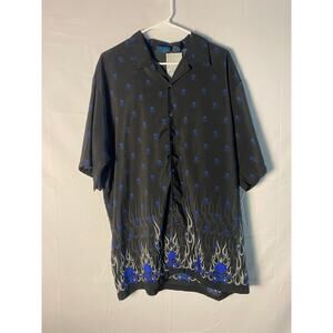 MT:2 Flame Skulls Print Black Button Up Short Sleeve Men's Size XL